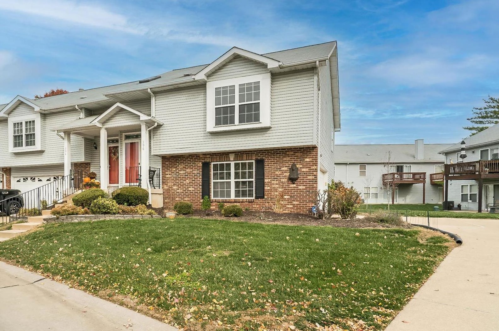 396 Starwood Dr, Saint Peters, MO 63376-6108