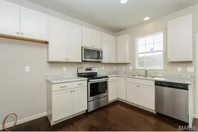 1 Tbb Windsor @ Harvest Cottages, O'Fallon, MO 63385 - Photo 4