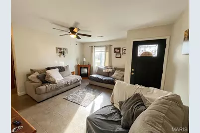 810 E Cleveland Street #A/B, Monroe City, MO 63456 - Photo 4