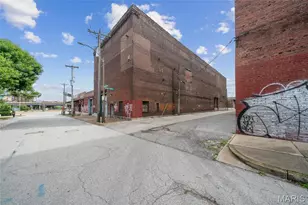 1101 S Broadway and 510 Lasalle, Saint Louis, MO 63104 - Photo 14
