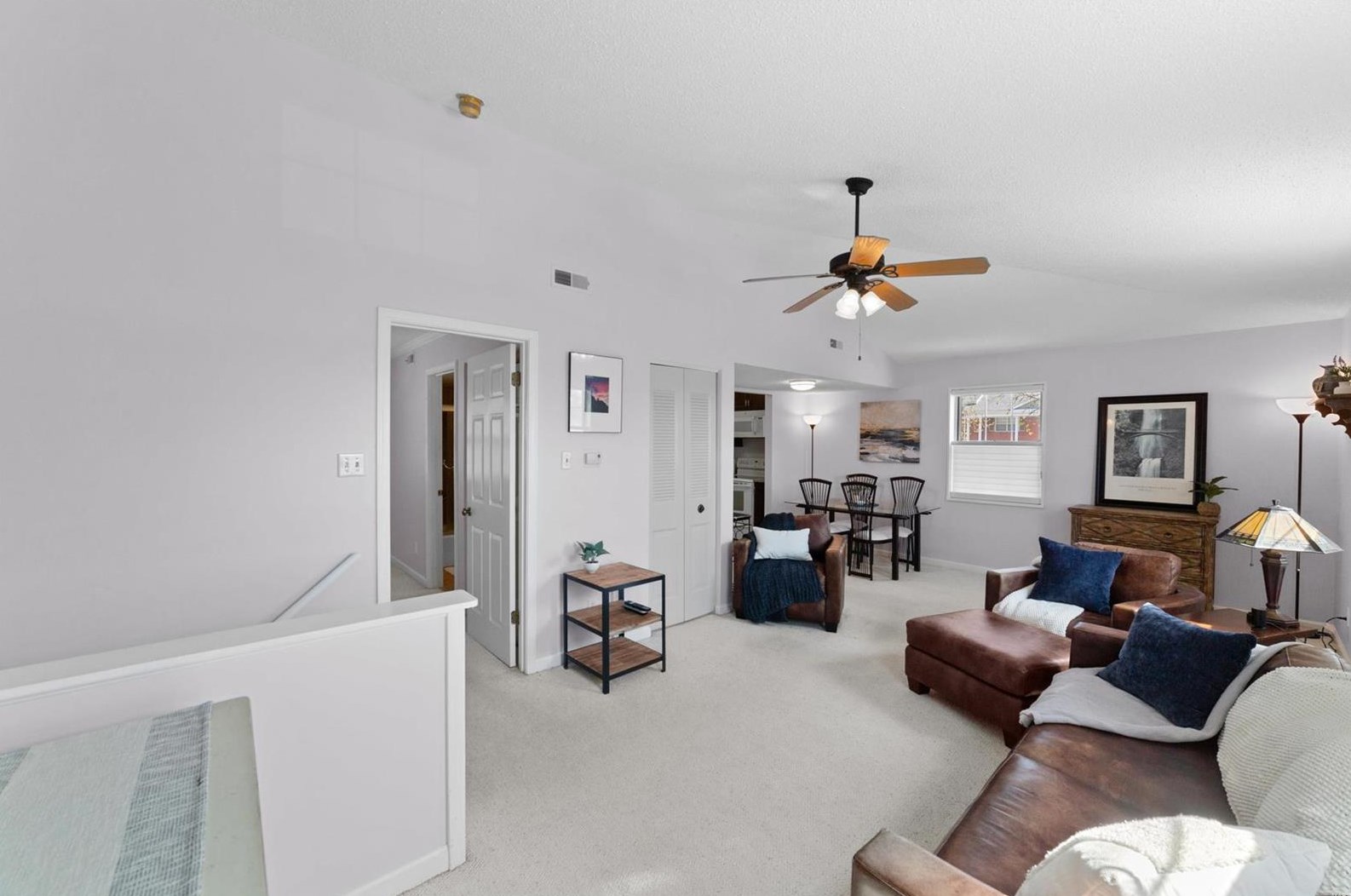 1411 Oriole Pl, Saint Louis, MO 63144-1126