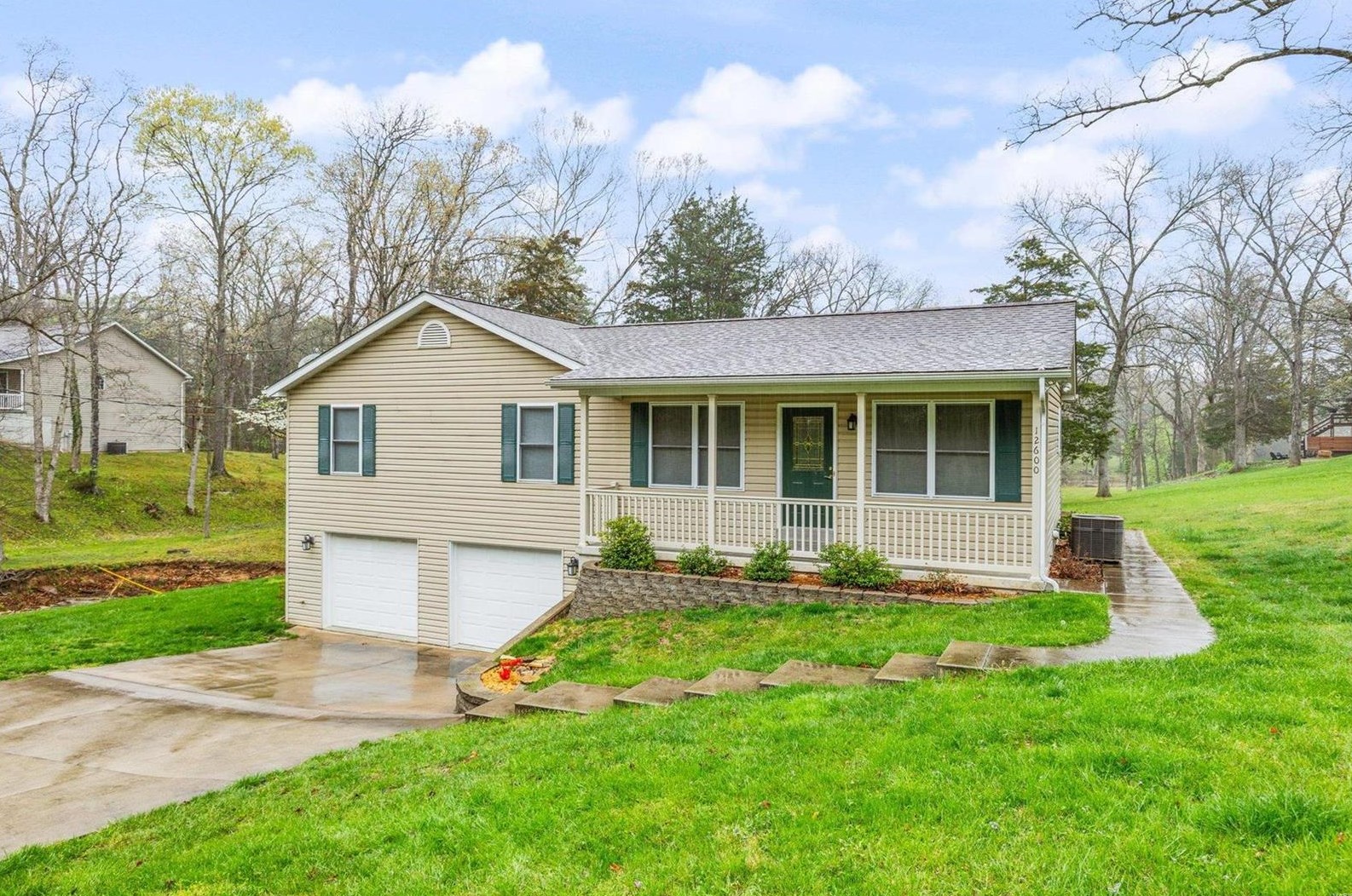 12600 Tall Pine Dr, New Offenburg, MO 63670