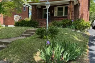 8245 Glen Echo Dr, Saint Louis, MO 63121 - Photo 1