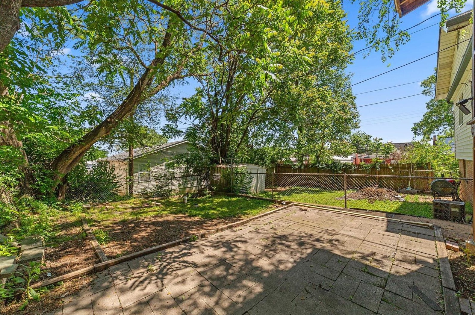 2020 Kraft St, Saint Louis MO 63139-3711 exterior