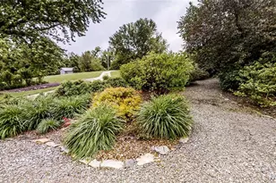 16093 Hwy W, Ellisville, MO 63336 - Photo 36