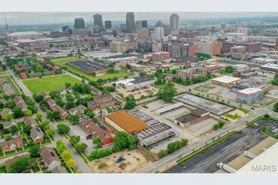 1900 Cole Street, Saint Louis, MO 63106 - Photo 1