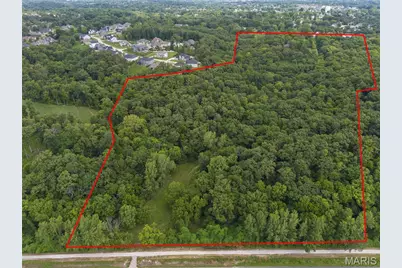 17 Greens Bottom Road, Saint Charles, MO 63304 - Photo 4