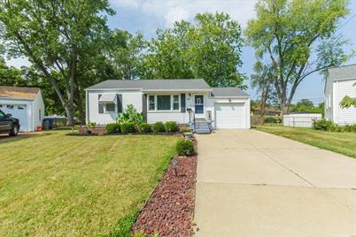 1030 Loekes Drive, Florissant, MO 63031 - Photo 1