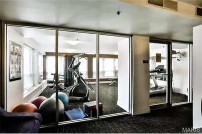 210 N 17th Street #702, Saint Louis, MO 63103 - Photo 18