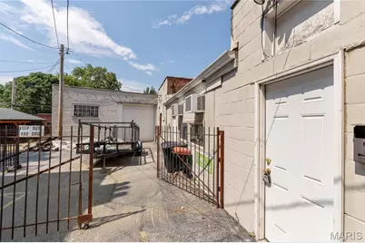 2925 Missouri Avenue, Saint Louis, MO 63118 - Photo 4