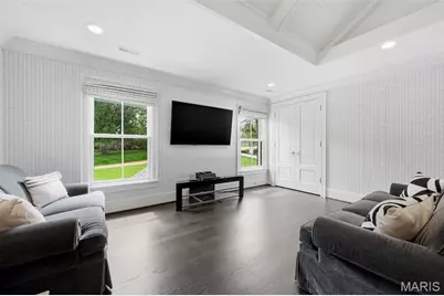 4 Warridge Drive, Ladue, MO 63124 - Photo 44