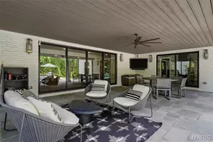 4 Warridge Dr, Ladue, MO 63124 - Photo 60