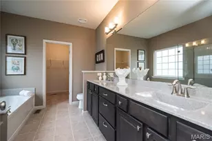 1 Tbb Parker @ Ryehill Manor, Saint Peters, MO 63376 - Photo 8