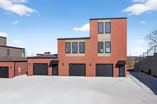 1019 River Bluff Dr, Washington, MO 63090 - Photo 2