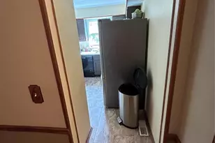 5810 Flaming Leaf Ct, Saint Louis, MO 63129 - Photo 14