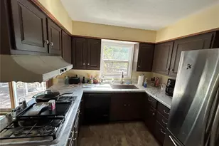 5810 Flaming Leaf Ct, Saint Louis, MO 63129 - Photo 12