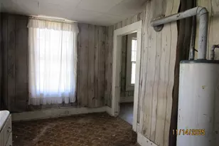 1101 S Carolina St, Louisiana, MO 63353 - Photo 32