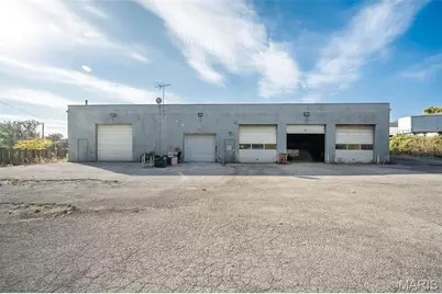 3444 N Lindbergh Boulevard, Saint Ann, MO 63074 - Photo 2