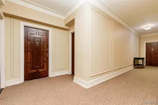 625 S Skinker Blvd, Saint Louis, MO 63105 - Photo 6