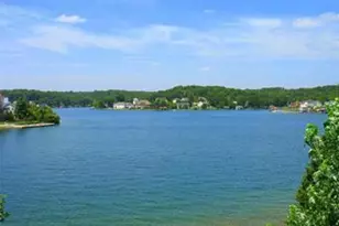 10155 Lake Ridge Dr, Hillsboro, MO 63050 - Photo 12