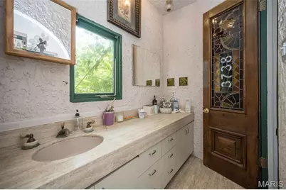 235 Quindaro Drive, Florissant, MO 63034 - Photo 32