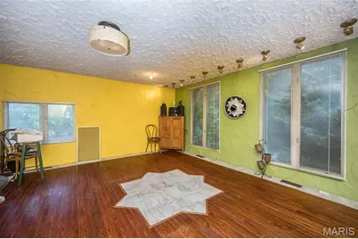 235 Quindaro Drive, Florissant, MO 63034 - Photo 16