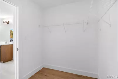 6927 Sutherland Avenue, Saint Louis, MO 63109 - Photo 36