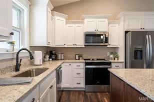 111 Stone Ledge Dr, Saint Clair, MO 63077 - Photo 16