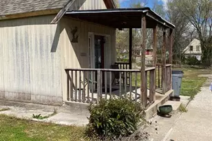 1914 Spruce St, Hannibal, MO 63401 - Photo 1