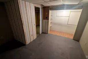 12532 Bellefontaine Rd, Saint Louis, MO 63138 - Photo 22