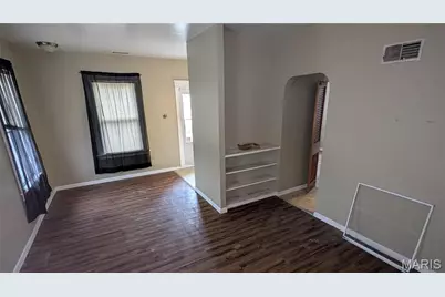 12532 Bellefontaine Road, Saint Louis, MO 63138 - Photo 4