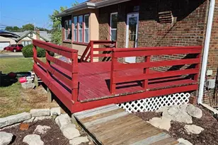 104 Emerling Dr, Saint Louis, MO 63121 - Photo 16