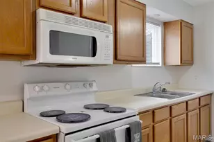 119 N 1st St, Ellisville, MO 63336 - Photo 6