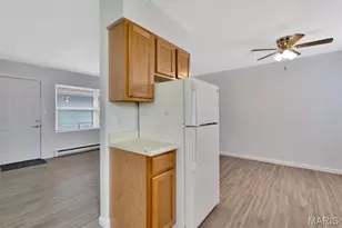 119 N 1st St, Ellisville, MO 63336 - Photo 8