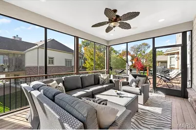 295 Meadowbrook Country Club Est, Ballwin, MO 63011 - Photo 24