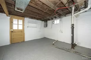 10071 Diamond Dr, Saint Louis, MO 63137 - Photo 28