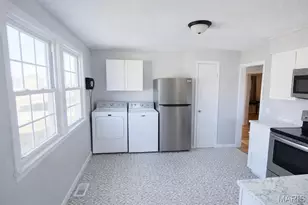 717 N 5th St, Elsberry, MO 63343 - Photo 6