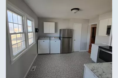 717 N 5th Street, Elsberry, MO 63343 - Photo 6