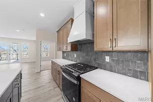 703 Barnwood Hill Drive, O'Fallon, MO 63385 - Photo 8