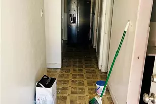 10719 Thorpe Ave, Saint Louis, MO 63114 - Photo 16