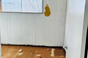 10719 Thorpe Ave, Saint Louis, MO 63114 - Photo 8