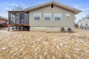 6 Sandringham Ln, Ferguson, MO 63135 - Photo 16