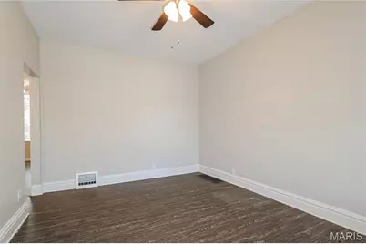 4463 Grace Avenue, Saint Louis, MO 63116 - Photo 12