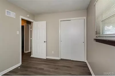 422 Northridge Drive, Saint Louis, MO 63137 - Photo 10