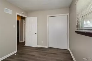 422 Northridge Dr, Saint Louis, MO 63137 - Photo 10