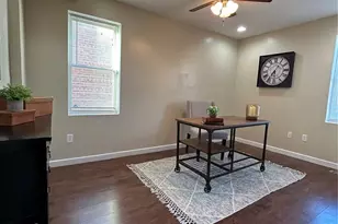 5817 Dressell Ave, Saint Louis, MO 63120 - Photo 16