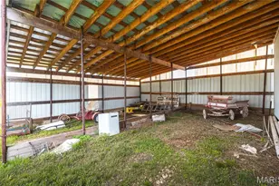 24265 Vinyard Rd, Cuba, MO 65453 - Photo 32