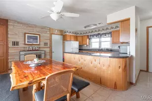 24265 Vinyard Rd, Cuba, MO 65453 - Photo 4