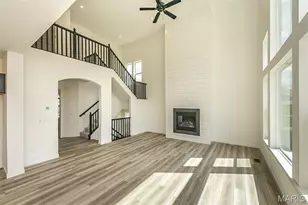 6730 Snowy Owl Ln, Affton, MO 63123 - Photo 18