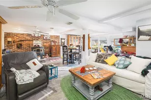 919 Lakeshore Dr, Cuba, MO 65453 - Photo 10